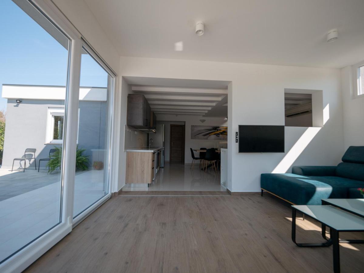 Villa Vinky PUY 외부 사진
